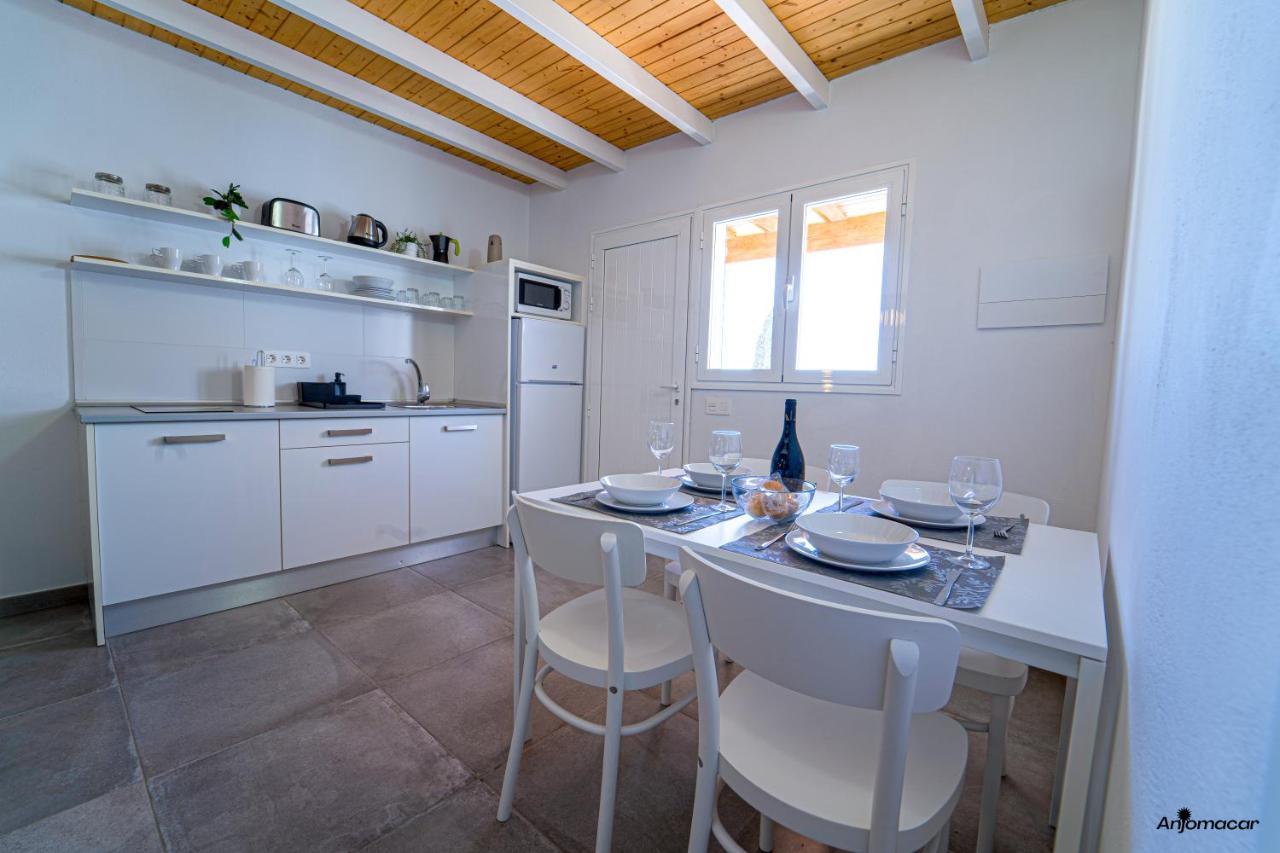 Apartament Anjomacar A