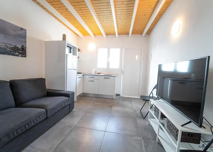 Apartamentos Anjomacar A